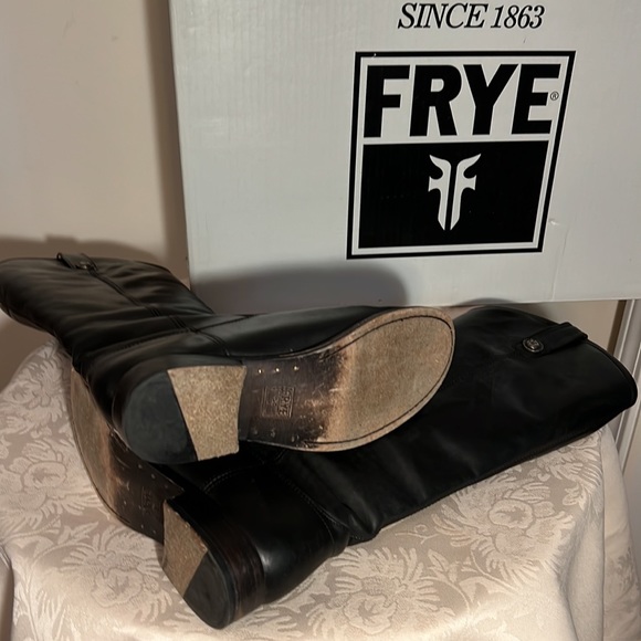 FRYE MELISSA BUTTON RIDER SIZE 8 - Picture 3 of 5